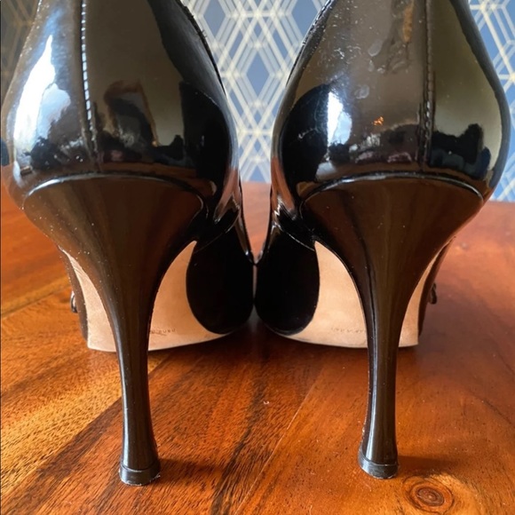 Manolo Blahnik fabulous black patent heels, 37.5 - Picture 7 of 10